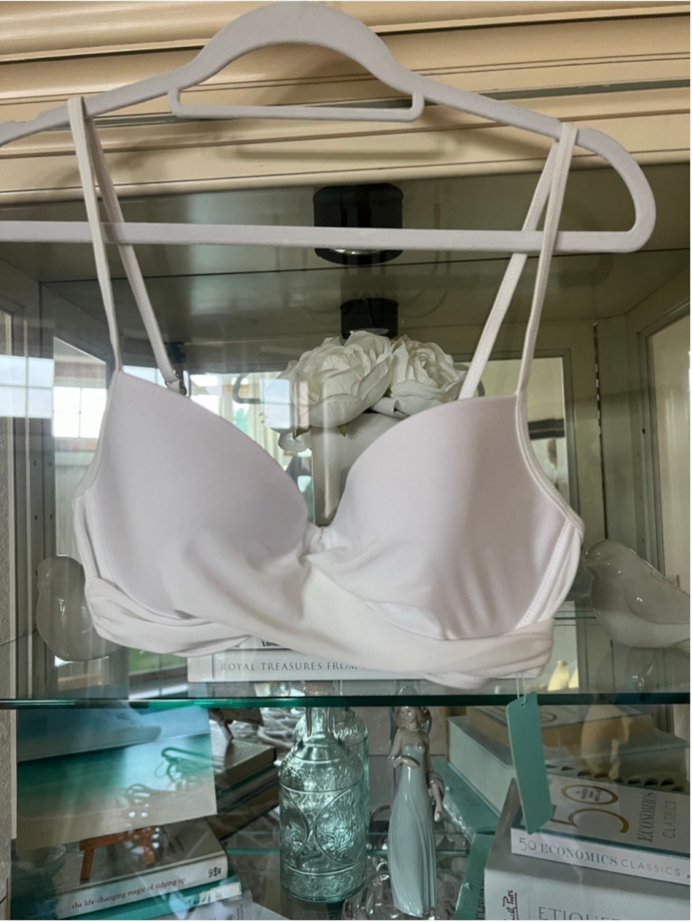 AQUA EVE White Bikini Top Size M Bew with Tags